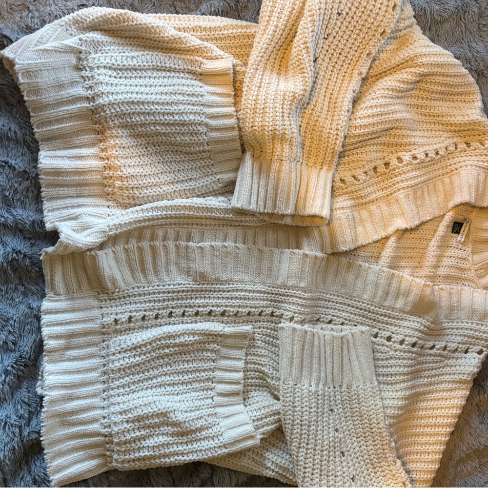 American Eagle Outfitters Ivory Textured Cardigan